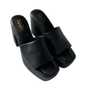 Black Platform Heeled Sandals - 4” heel, perfect condition